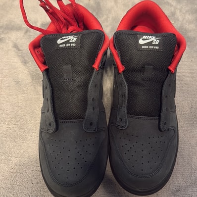 Supreme × Nike SB Dunk Low "Black" (25FW Week2)