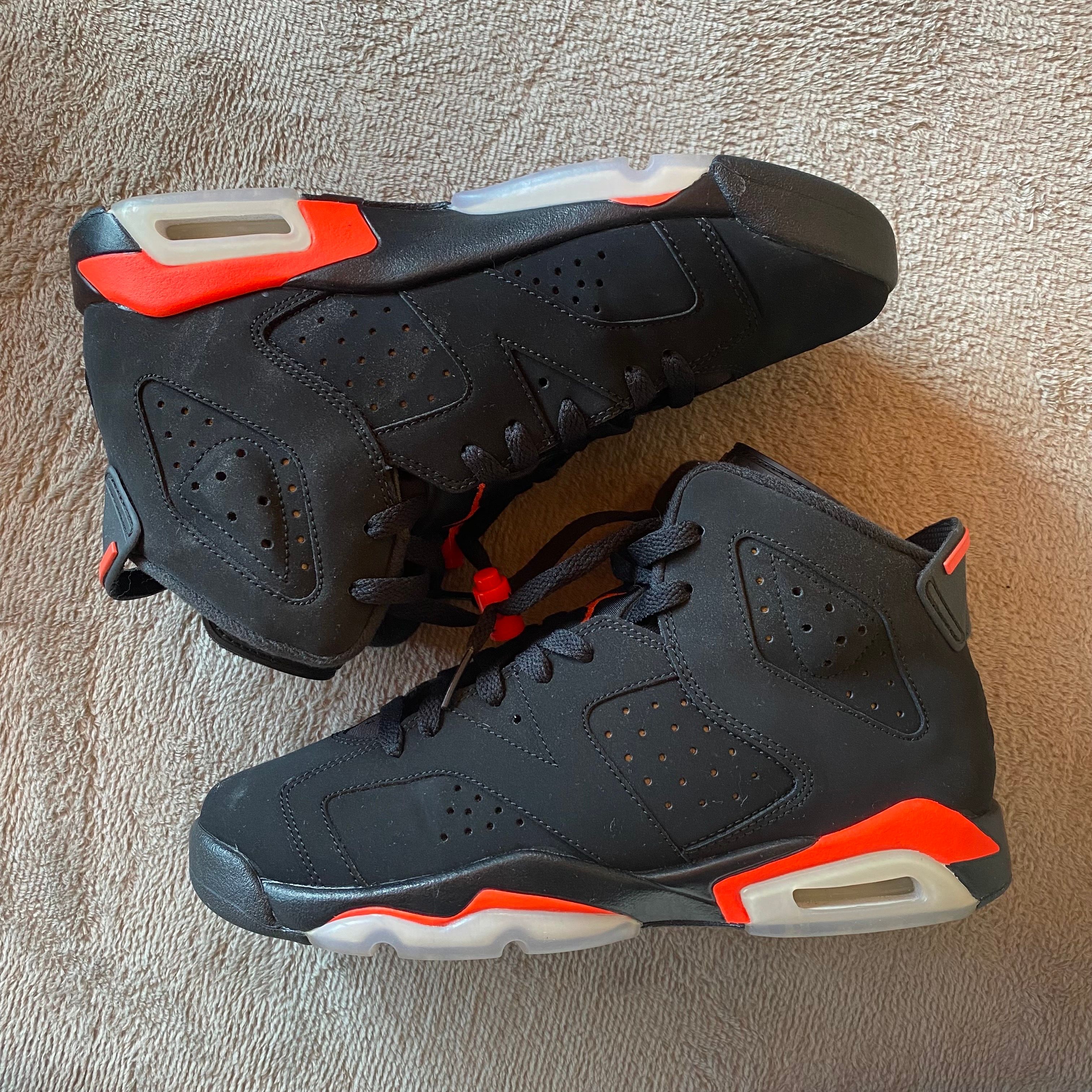 NIKE GS AIR JORDAN 6 RETRO "BLACK INFRARED" (2019)