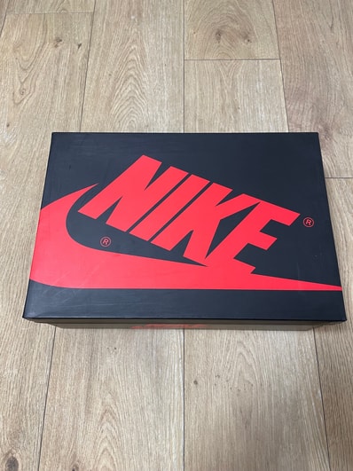 Spider-Man × Nike Air Jordan 1 Retro High OG SP "Spider-Man: Across the Spider-Verse/University Red"