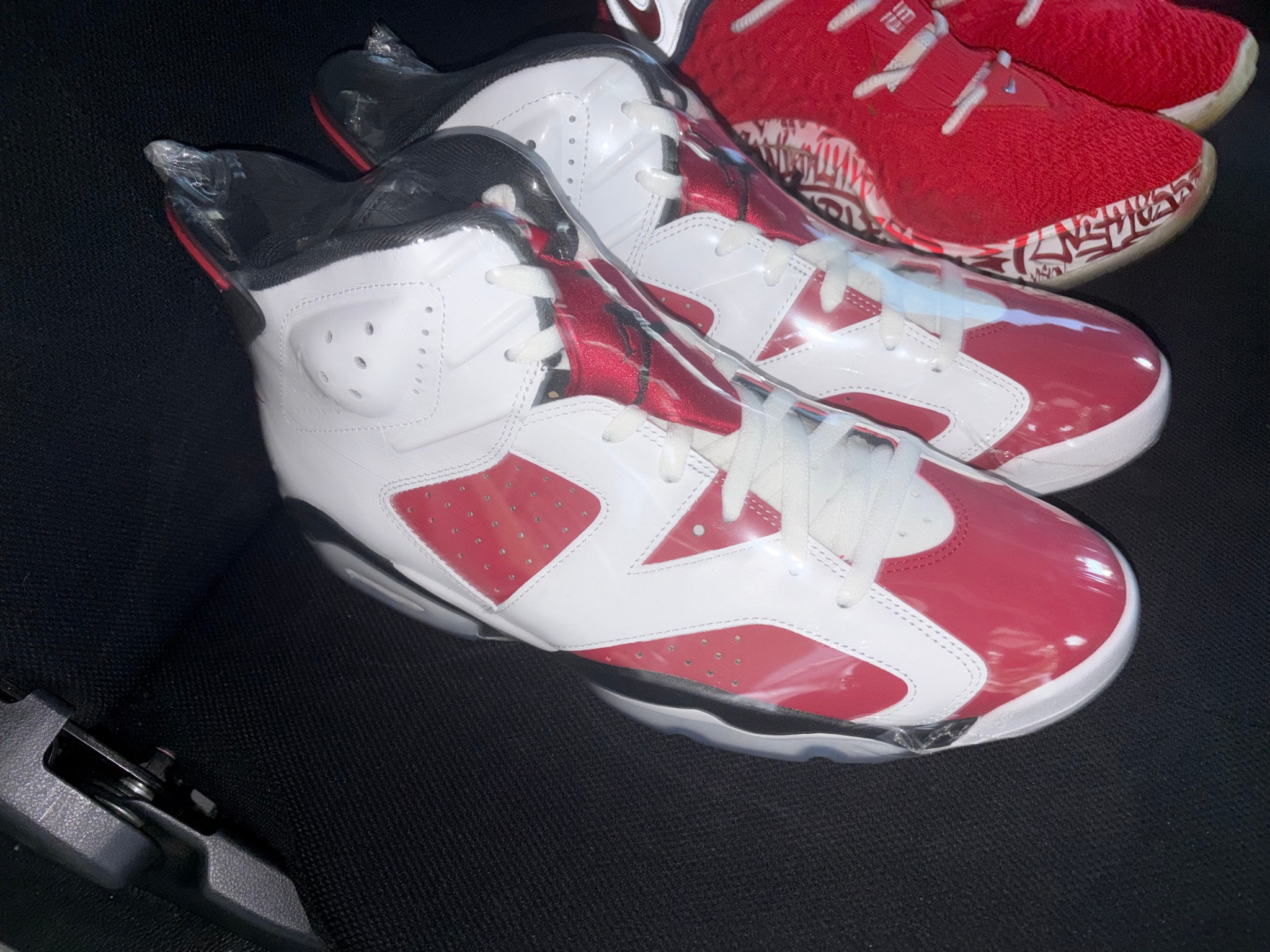 Nike Air Jordan 6 "Carmine" (2021)