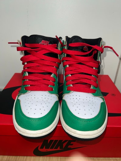 Nike Women's Air Jordan 1 High OG "Lucky Green/White-Sail-Black"