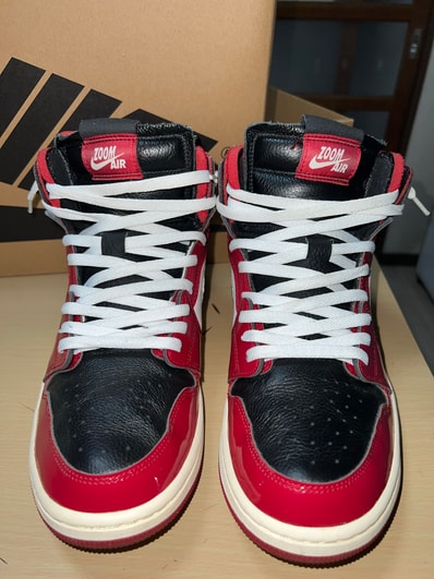 Nike Women's Air Jordan 1 High ZOOM "Chicago"