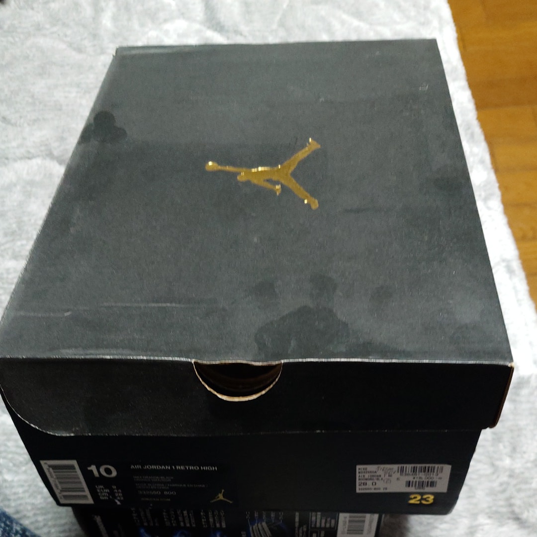 ナイキ エアジョーダン1 レトロ ハイ "レアエアマックスオレンジ"