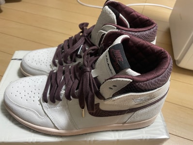 A Ma Maniere × Nike Air Jordan 1 Retro High OG "Sail and Burgundy"