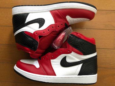Nike Women's Air Jordan 1 High OG "Satin Red"