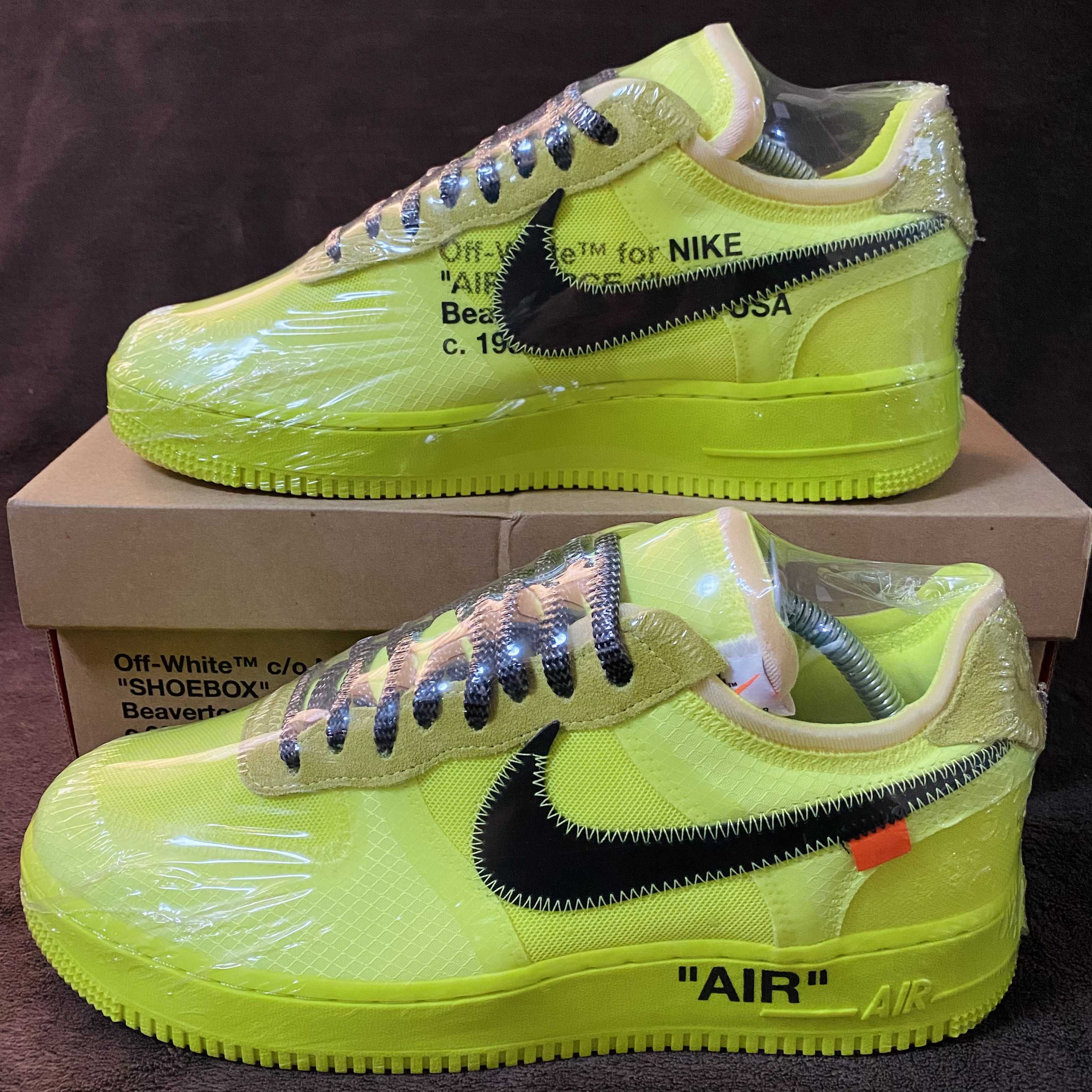 Off-White × Nike Air Force 1 Low "Volt"
