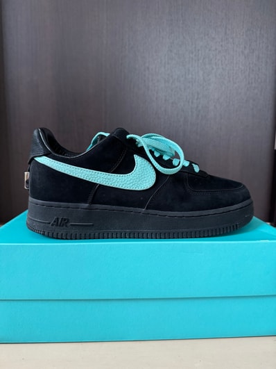 Tiffany & Co. × Nike Air Force 1 Low "1837"