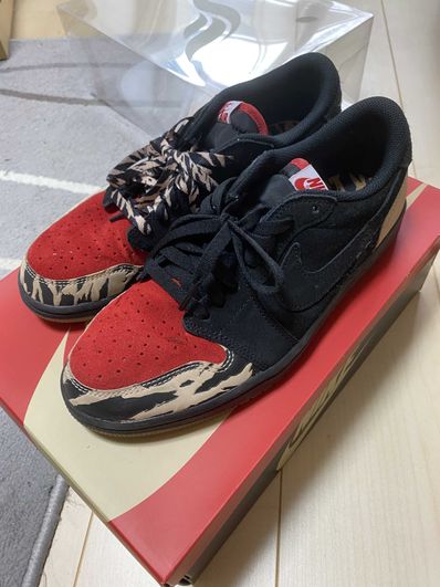 Sole Fly × Nike Air Jordan 1 Low "Black and Sport Red"