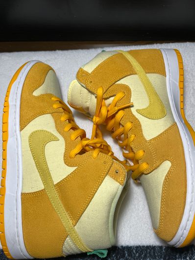 Nike SB Dunk High "Pineapple"