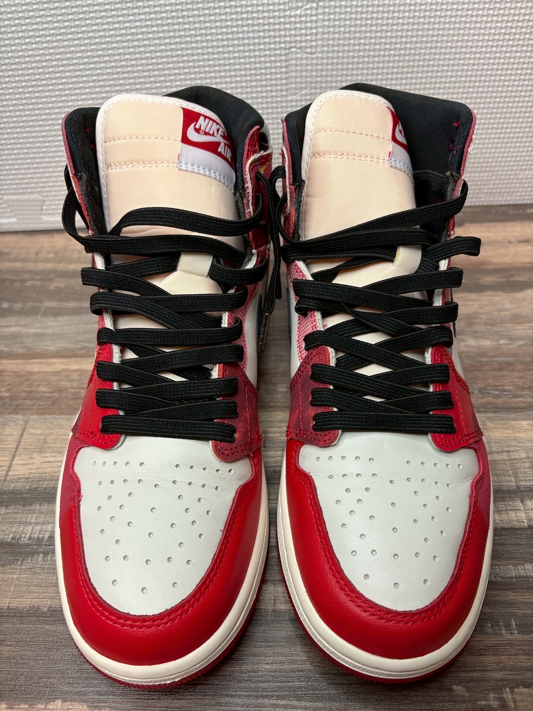 スパイダーマン × ナイキ エアジョーダン1 ハイ OG SP "ネクストチャプター/スパイダーマン: アクロス ザ スパイダーバース"