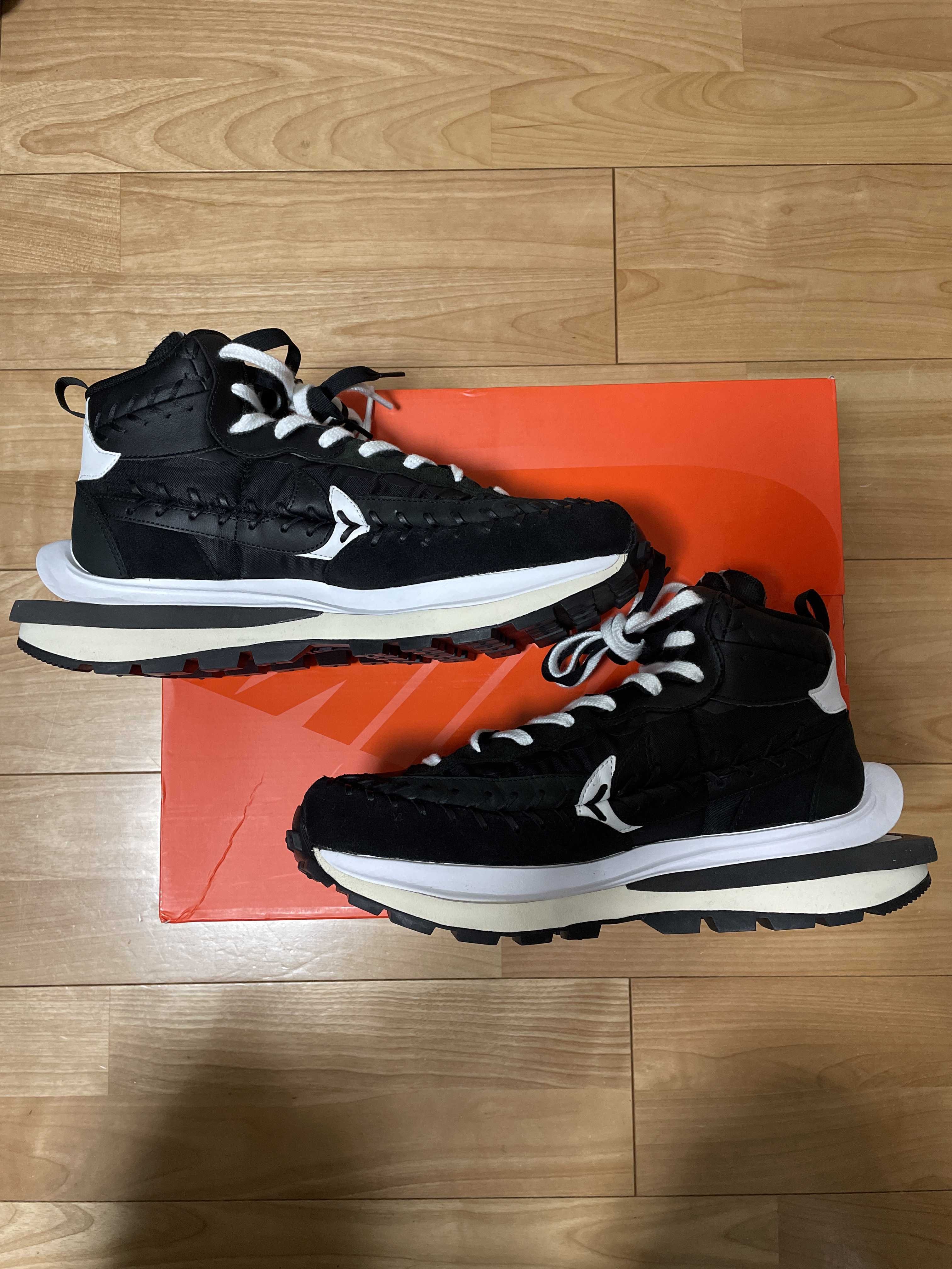 Jean-Paul Gaultier × sacai × Nike Vapor Waffle "Black/Black-White"