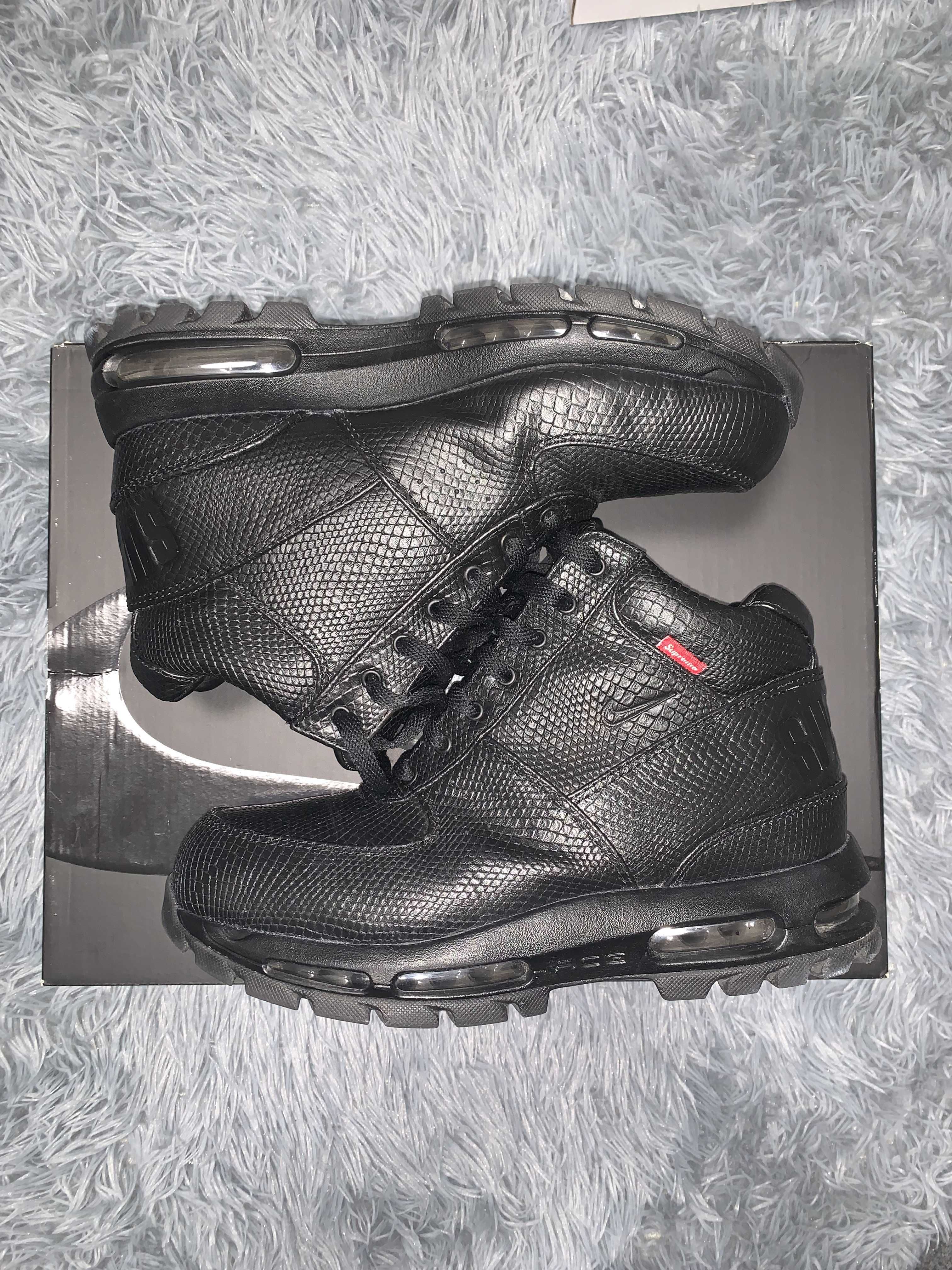 Supreme × Nike Air Max Goadome "Black"