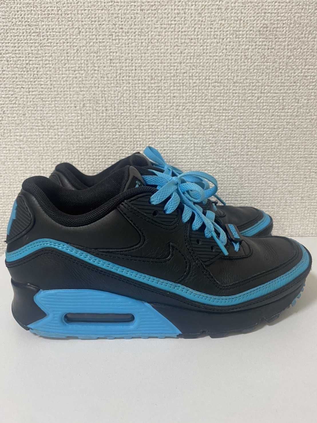 UNDEFEATED × Nike Air Max 90 "Black/Blue"