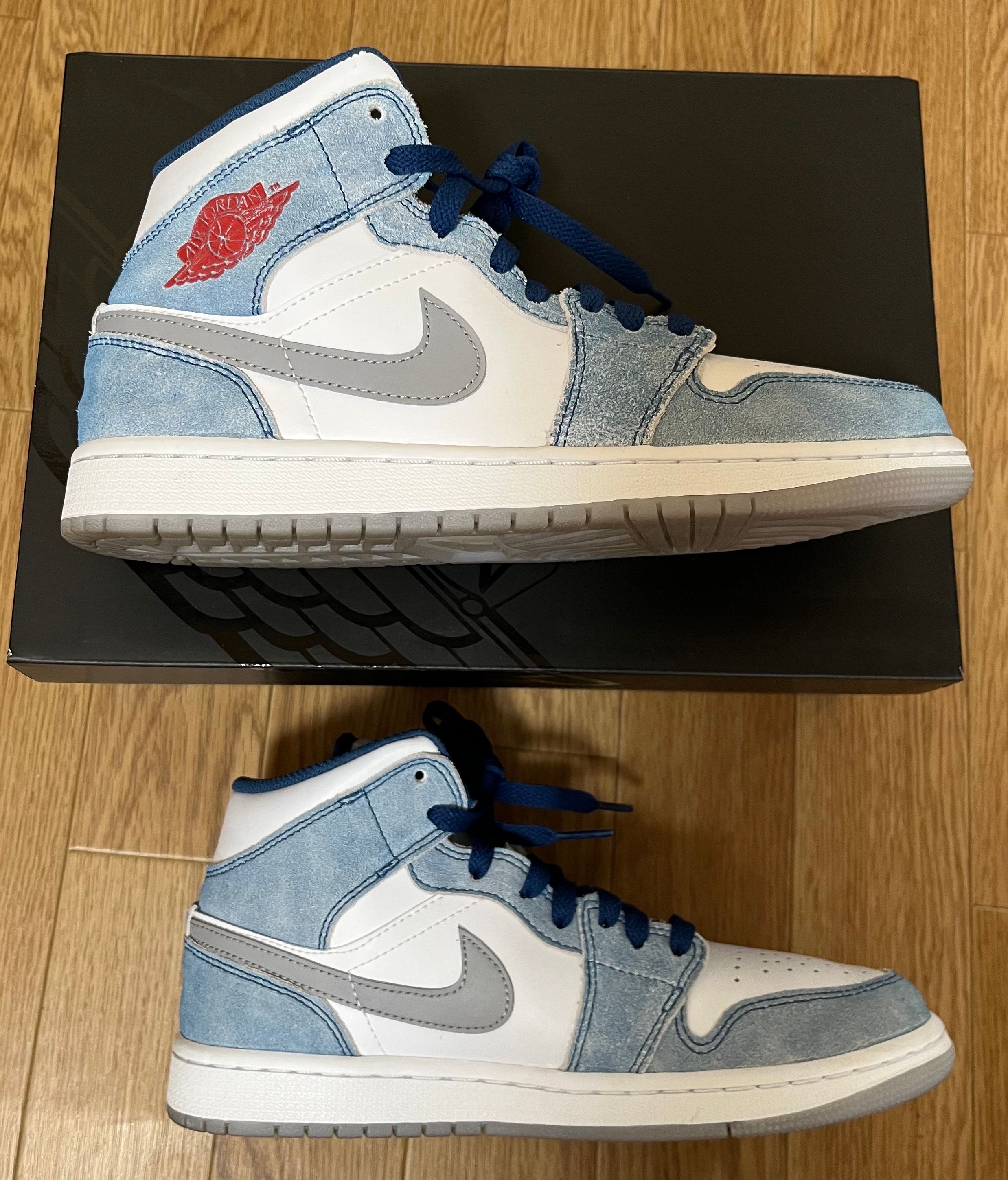 Nike Air Jordan 1 Mid SE "White/Hyper Royal/Red"