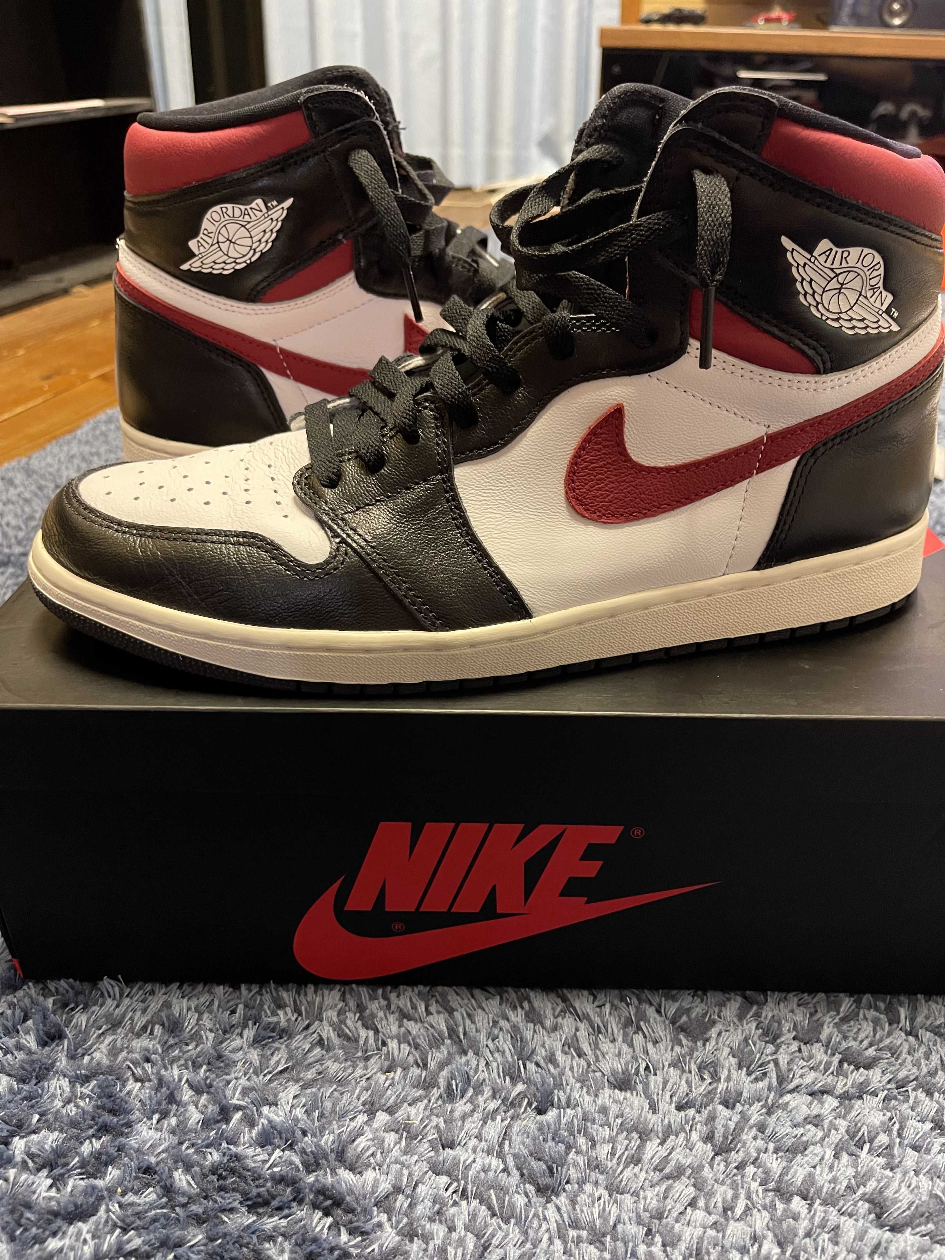 Nike Air Jordan 1 Retro High "Black/White/Sail/Gym Red"    