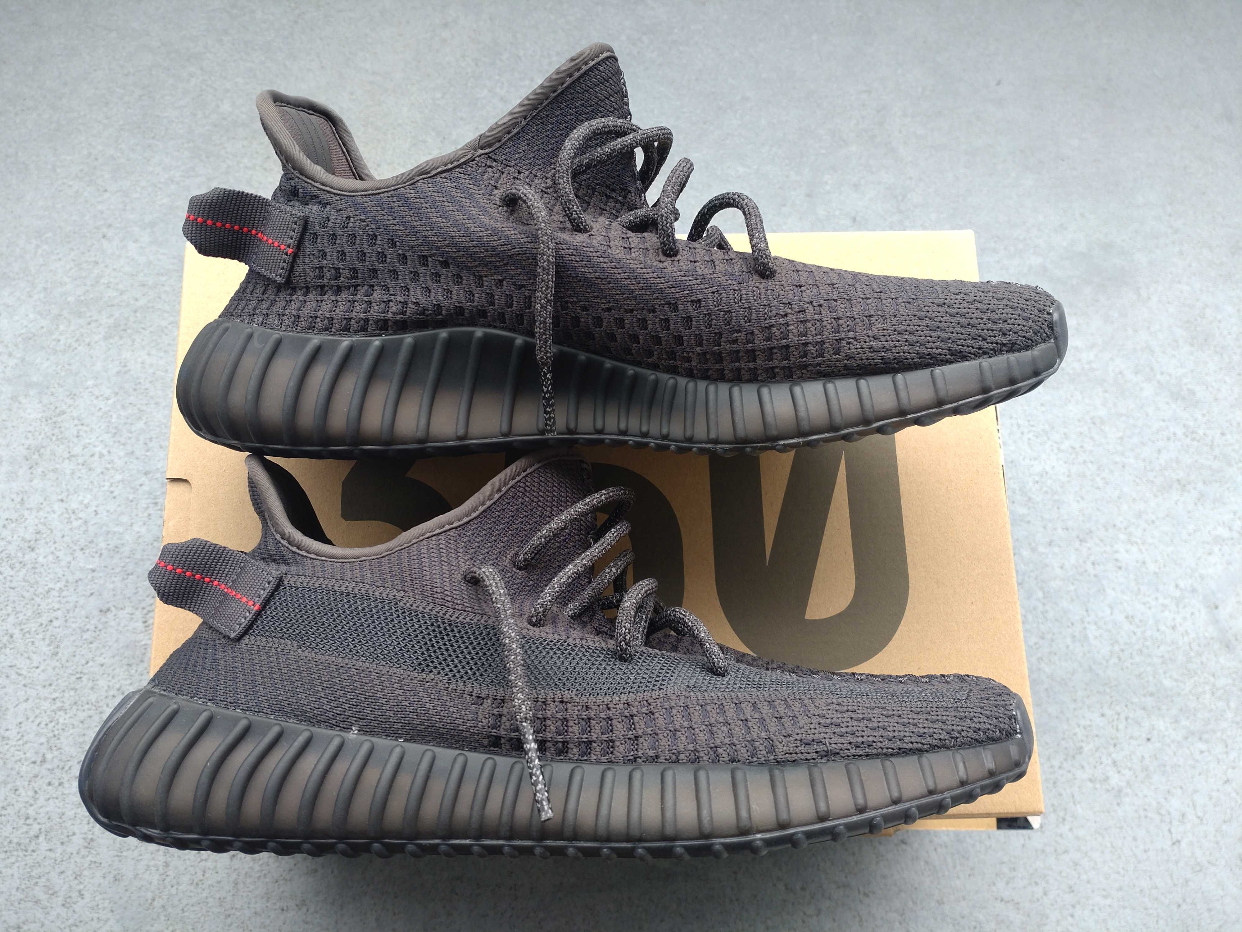 adidas YEEZY Boost 350 V2 "Black"