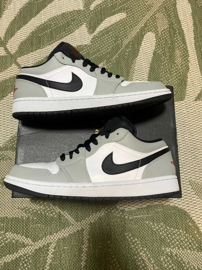 NIKE AIR JORDAN 1 LOW "LIGHT SMOKE GREY"