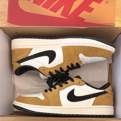 Nike Air Jordan 1 Low OG "Rookie of the Year/Sail and Golden Harvest"