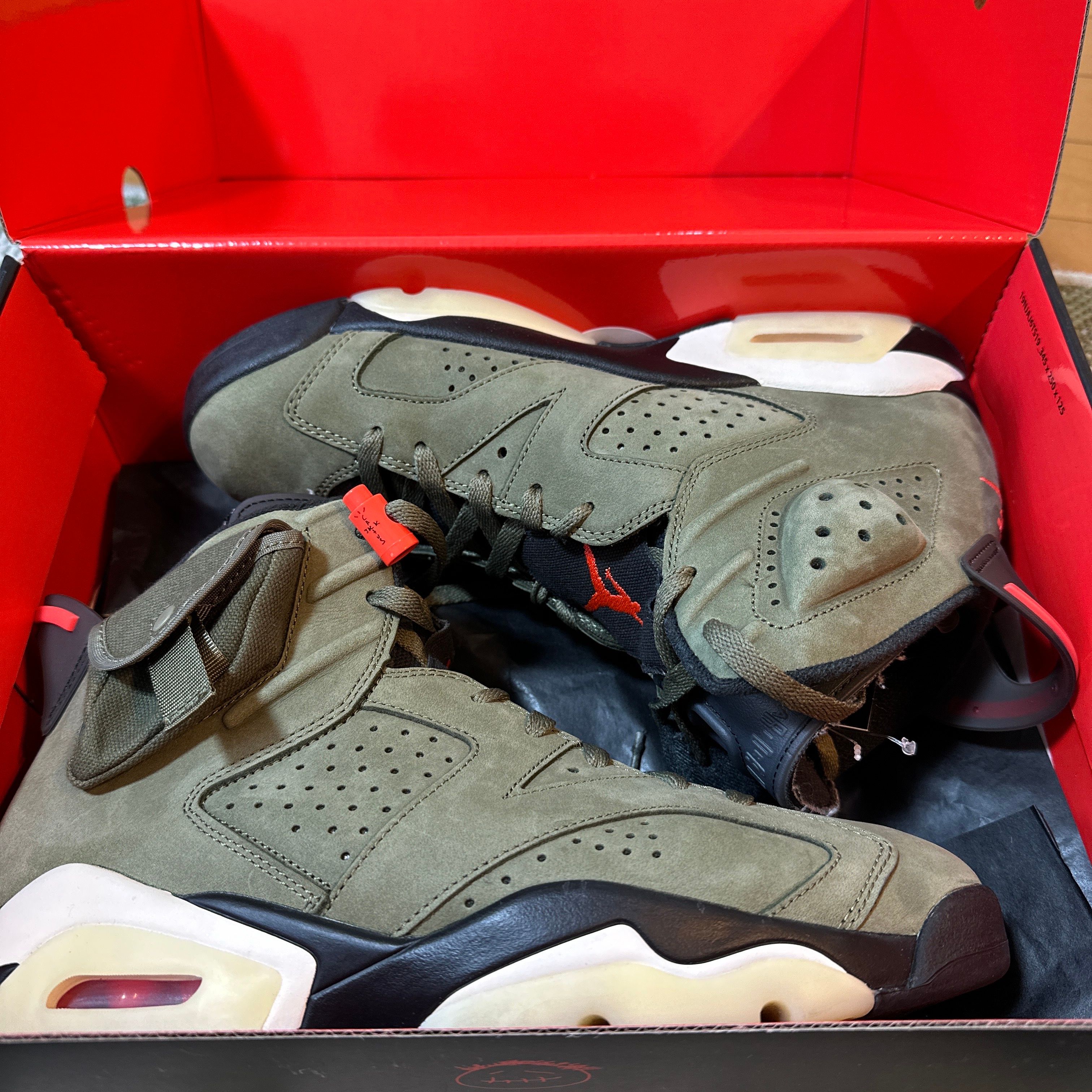 Travis Scott × Nike Air Jordan 6 Retro "Medium Olive"