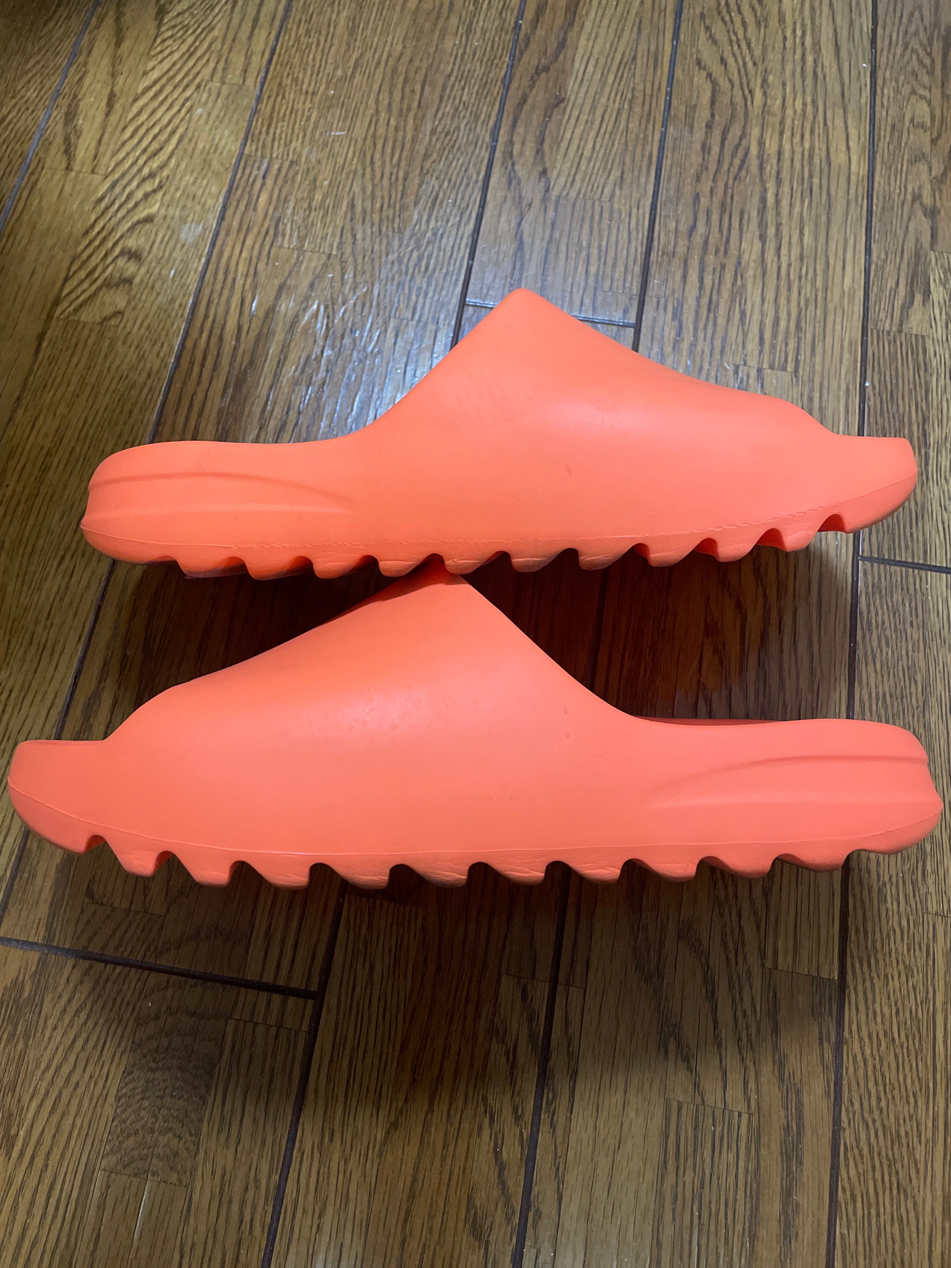 adidas YEEZY Slide "Enflame Orange"