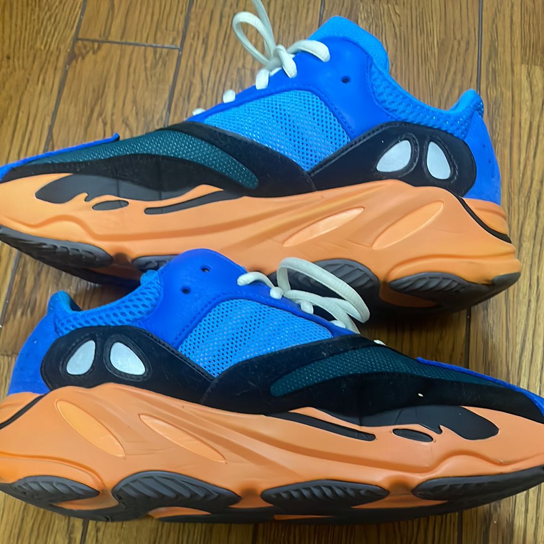 adidas YEEZY Boost 700 "Bright Blue"