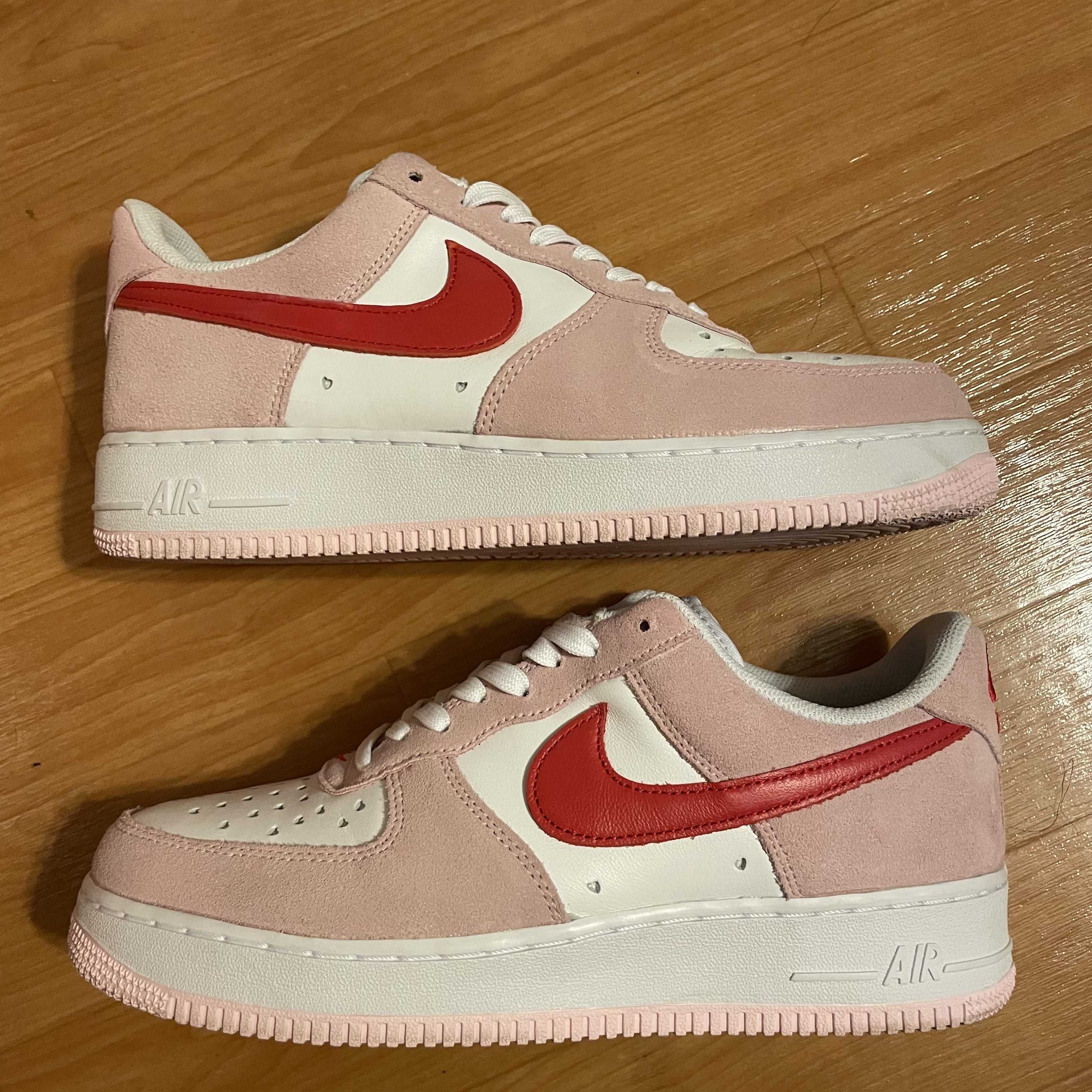 Nike Air Force 1 Low '07 "Valentine's Day"