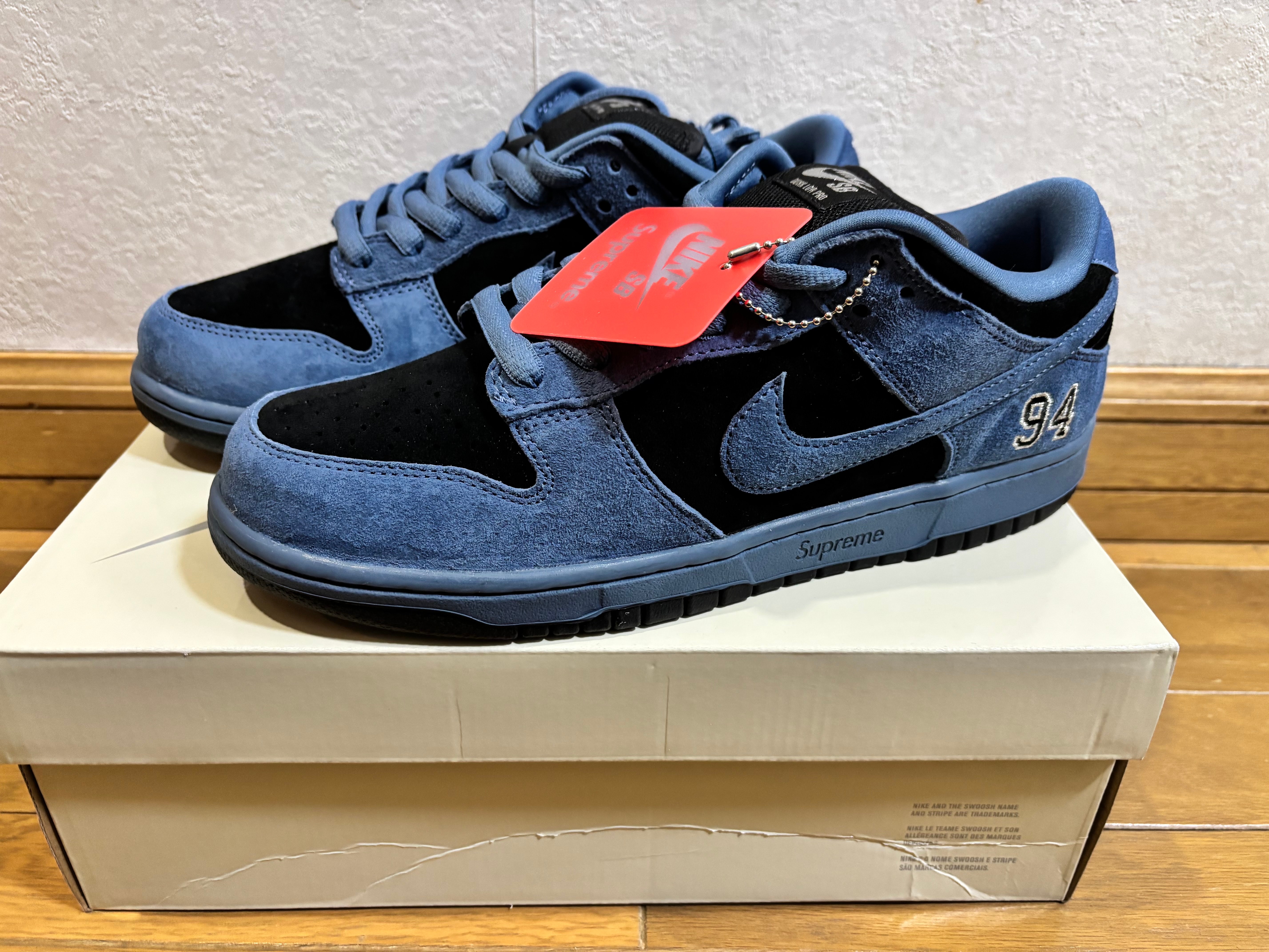 Supreme × Nike SB Dunk Low "Ocean Fog" (North America Exclusive) (25FW Week2)