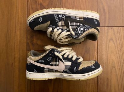 Travis Scott × Nike SB Dunk Low "Black/Parachute Beige"