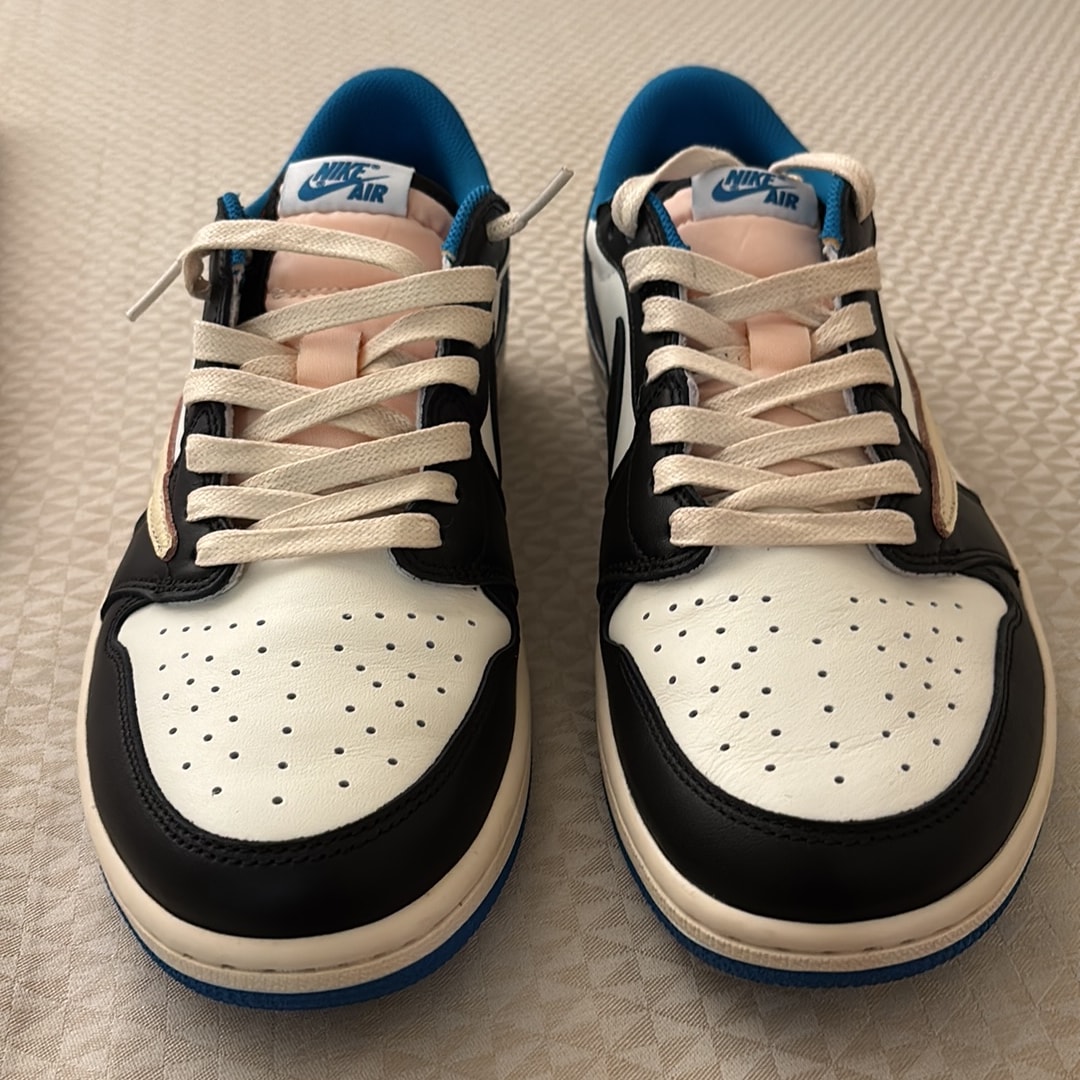 Travis Scott × fragment design × Nike Air Jordan 1 Low OG SP "Military Blue"