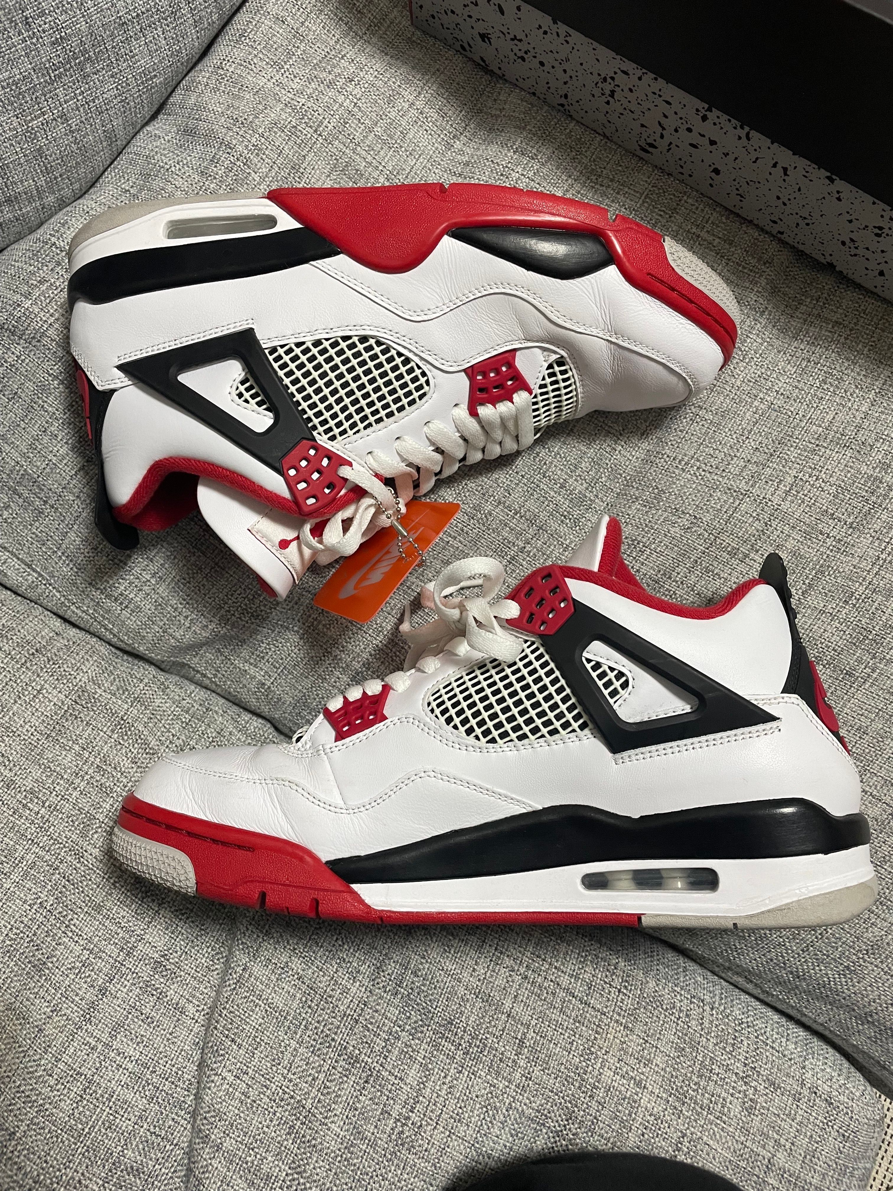 Nike Air Jordan 4 Retro OG "Fire Red" (2020)