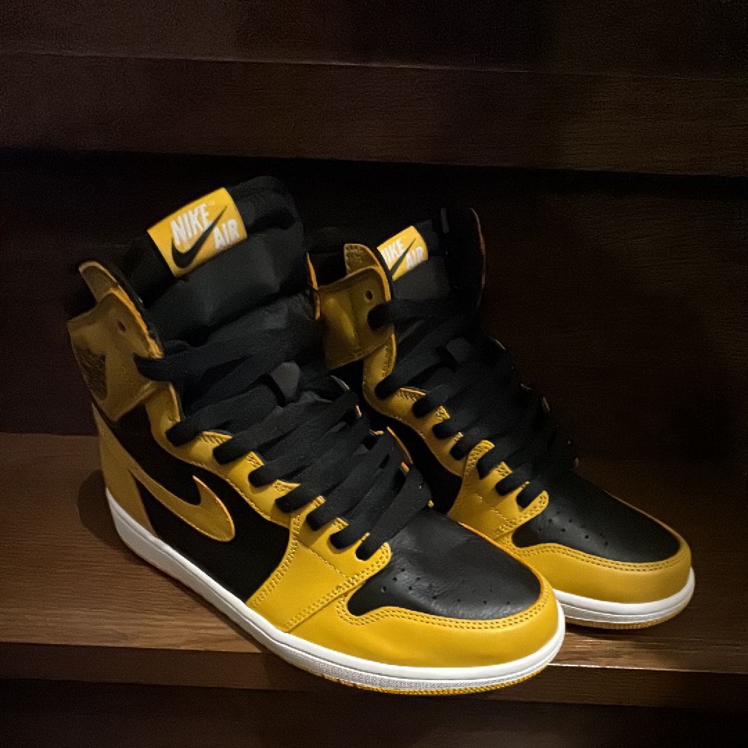 Nike Air Jordan 1 High OG "Pollen"