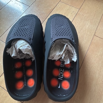 Nike Women's Mind 001 Mules "Black/Hyper Crimson"