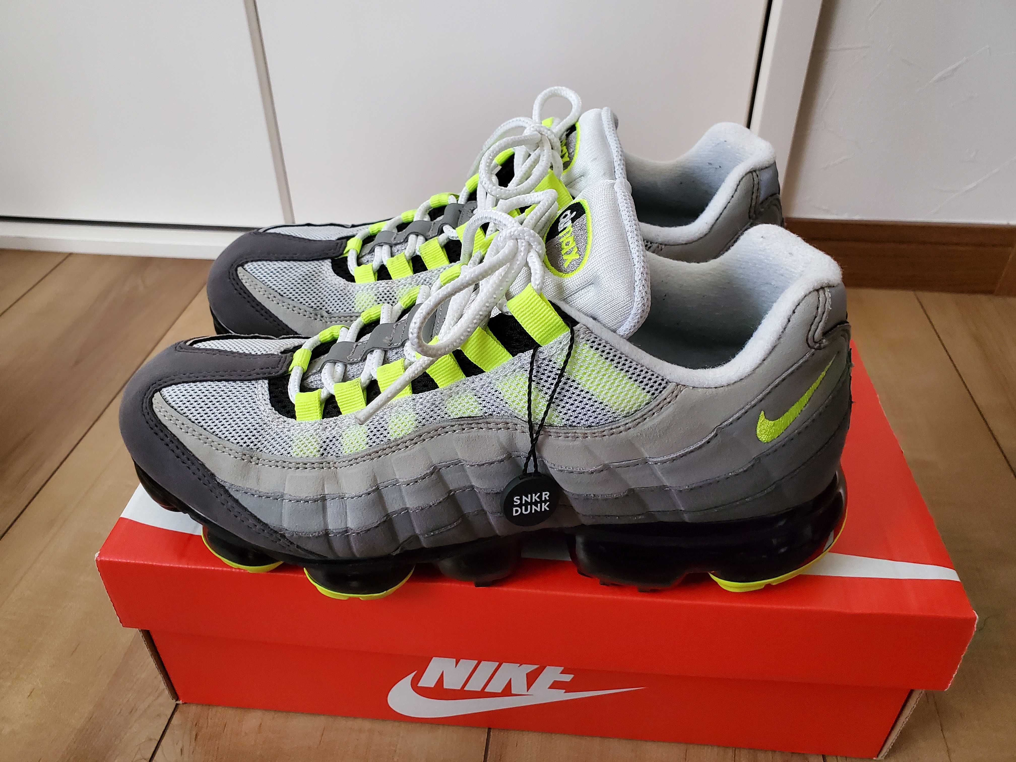 Nike Air Vapormax 95 "Neon"
