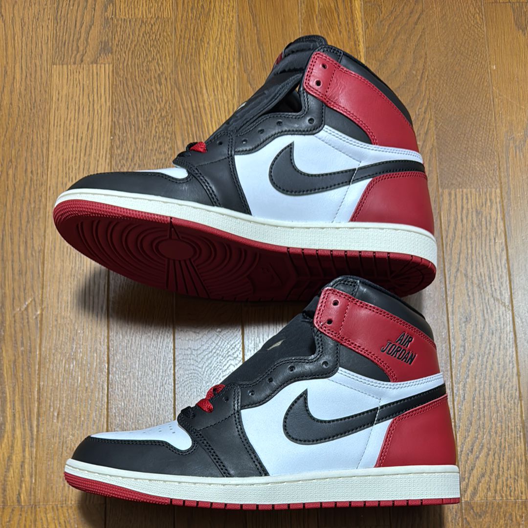 Nike Air Jordan 1 Retro High OG "Black Toe Reimagined"