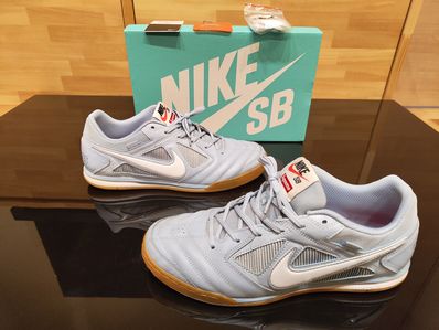 Supreme × Nike SB Lunar Gato "Blue"