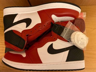 Nike Women's Air Jordan 1 High OG "Satin Red"