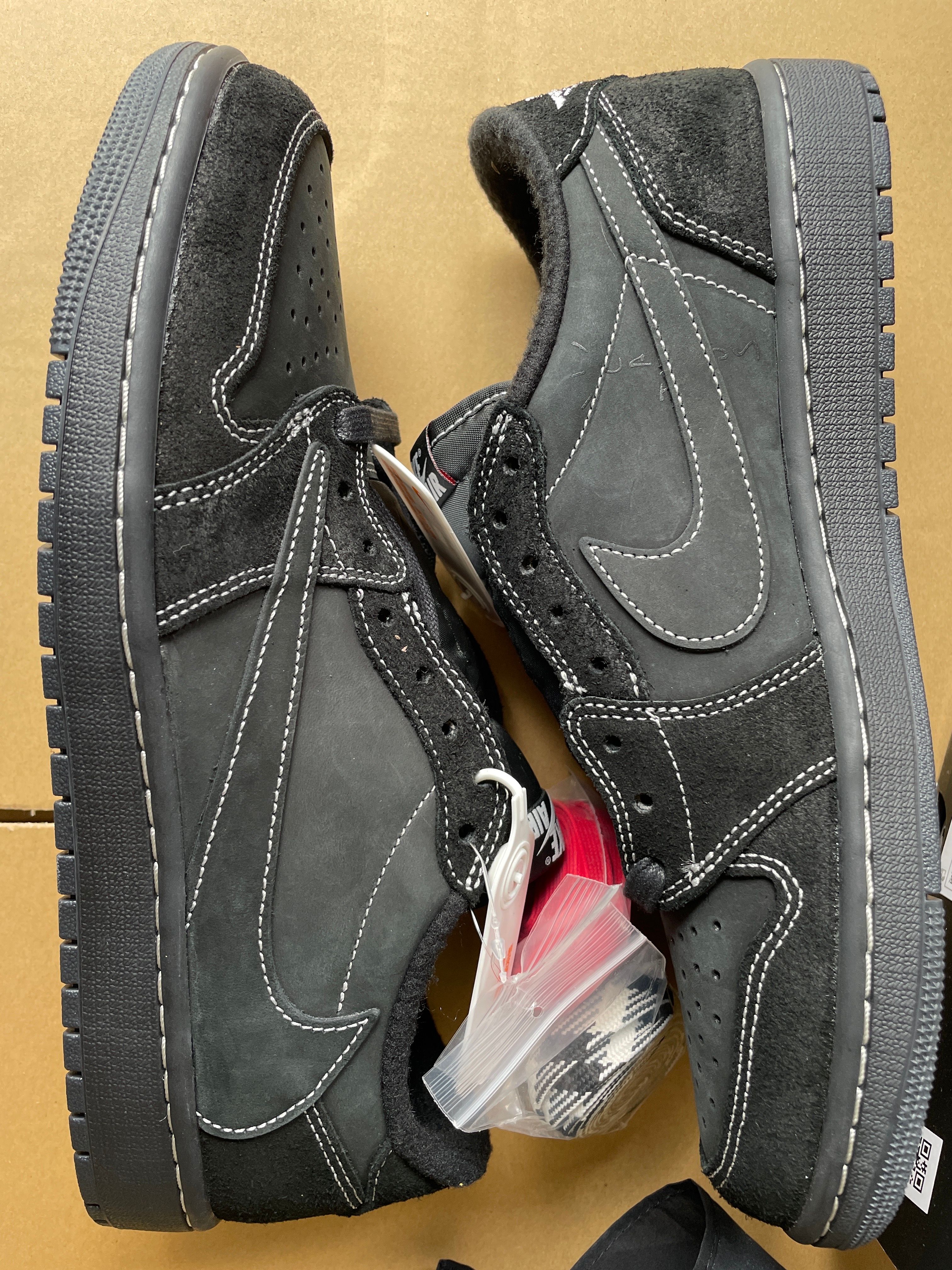 Travis Scott × Nike Air Jordan 1 Low OG SP "Black Phantom"