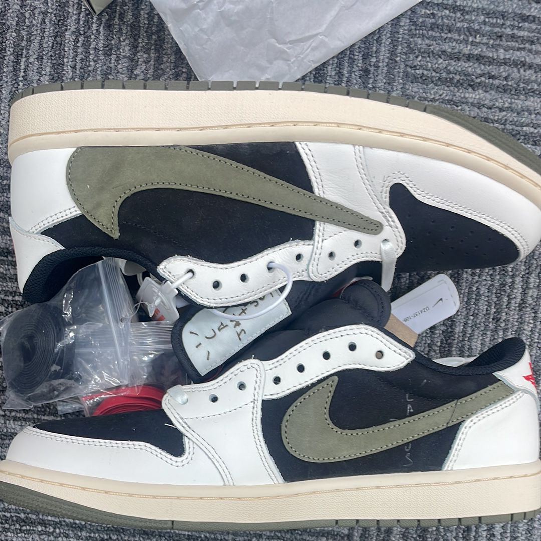 Travis Scott × Nike Women's Air Jordan 1 Low OG "Medium Olive"