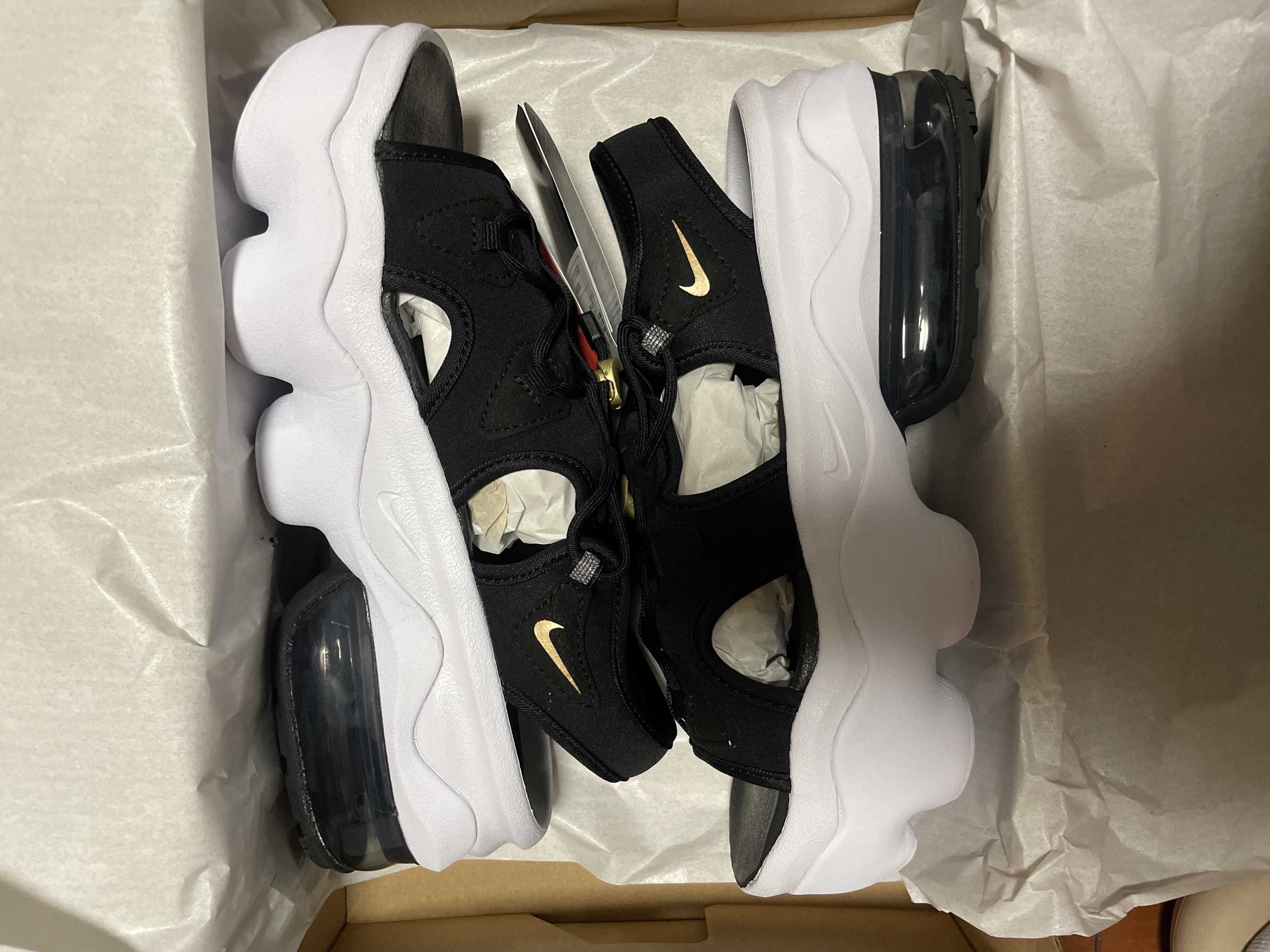 Nike Women's Air Max Koko Sandal "Black/White"