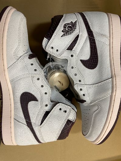 A Ma Maniere × Nike Air Jordan 1 Retro High OG "Sail and Burgundy"