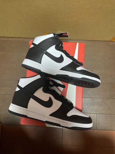 Nike Dunk High "Black and White"