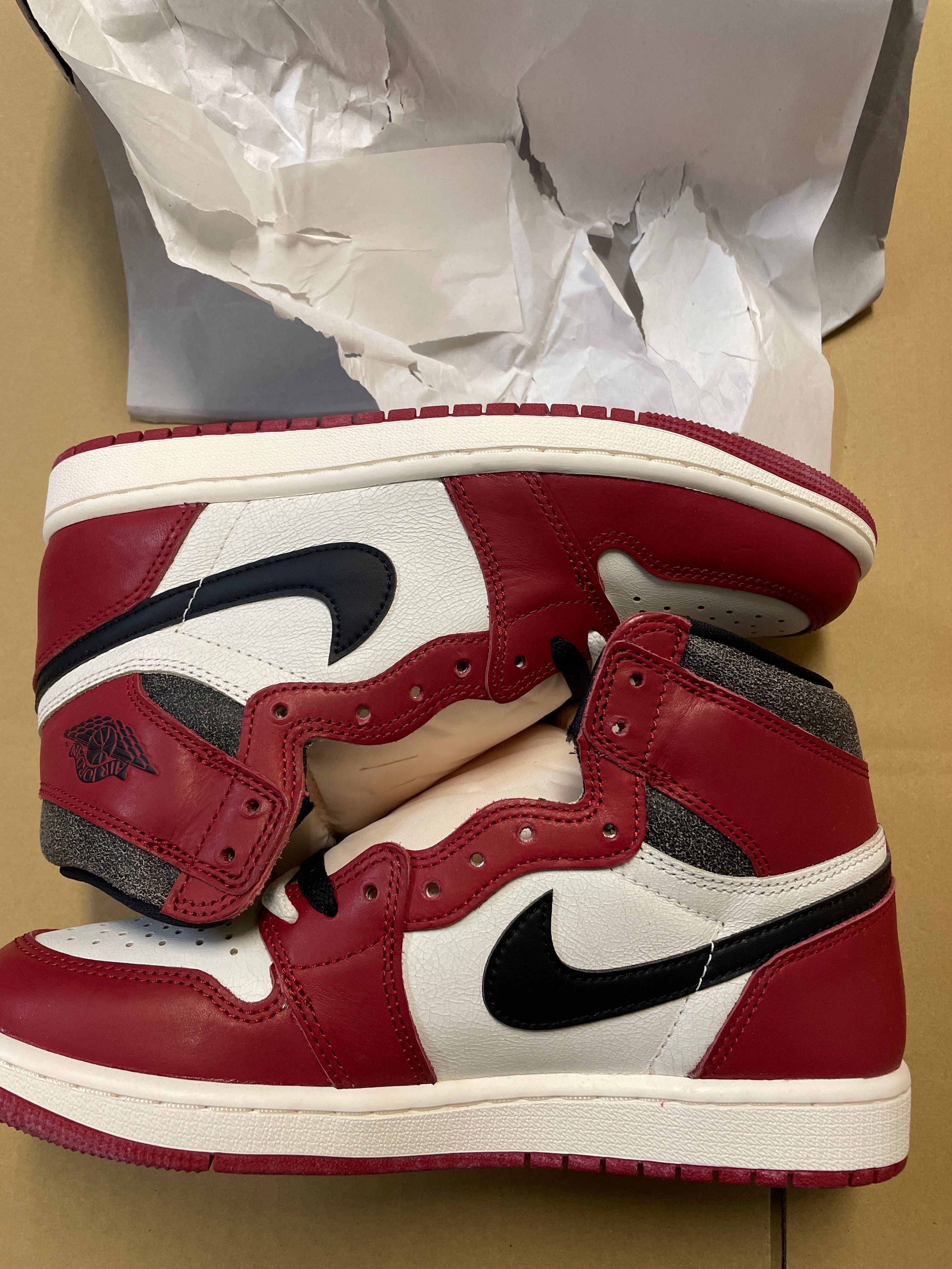 Nike Air Jordan 1 High OG "Lost & Found/Chicago"