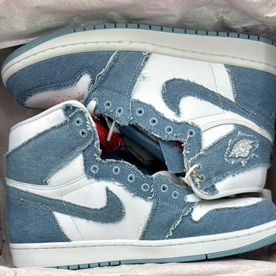 Nike Women's Air Jordan 1 High OG "Denim"