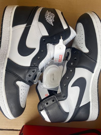 Nike Air Jordan 1 High '85 "Black/White"