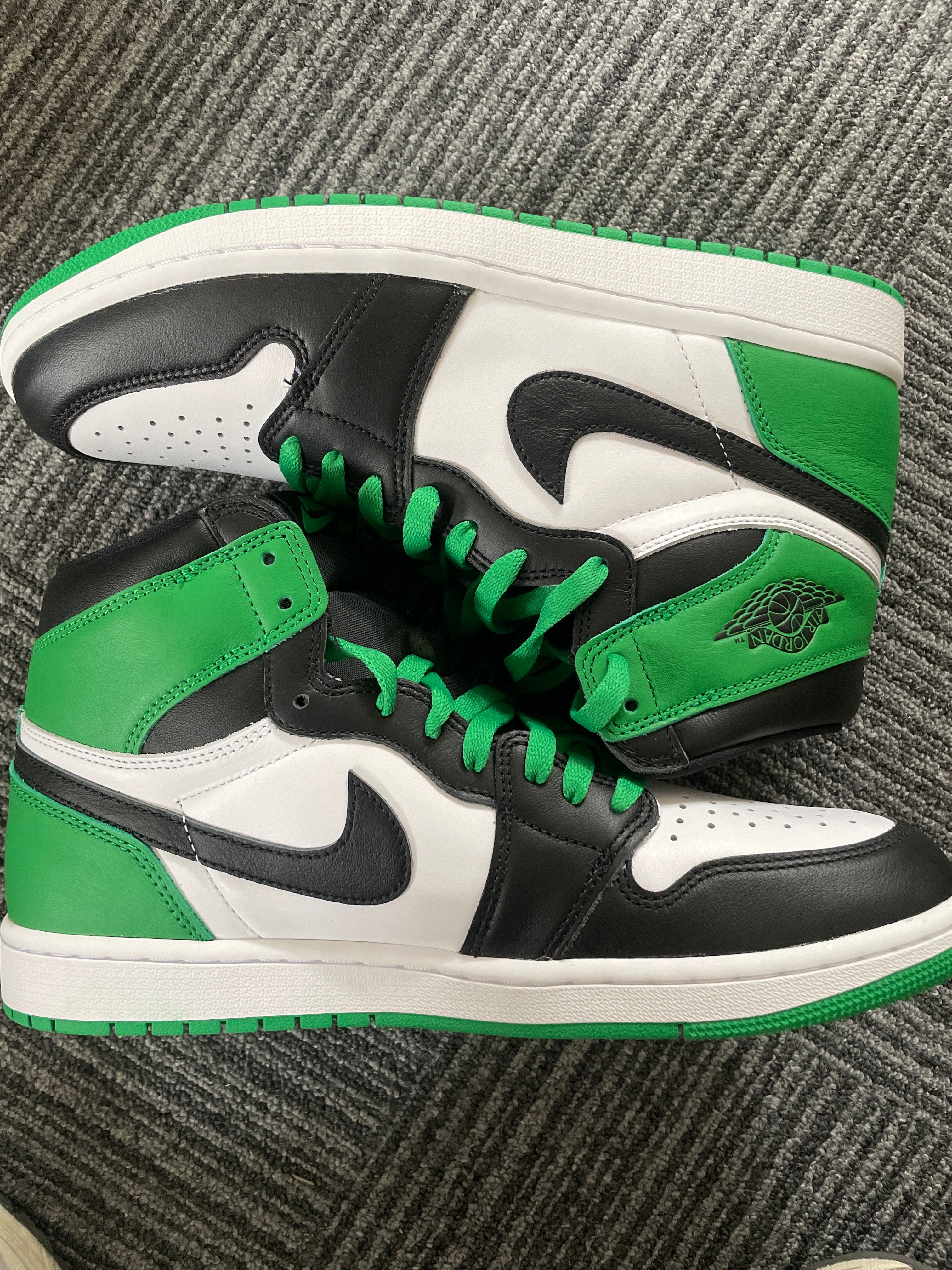 Nike Air Jordan 1 Retro High OG "Celtics/Black and Lucky Green" (2023)