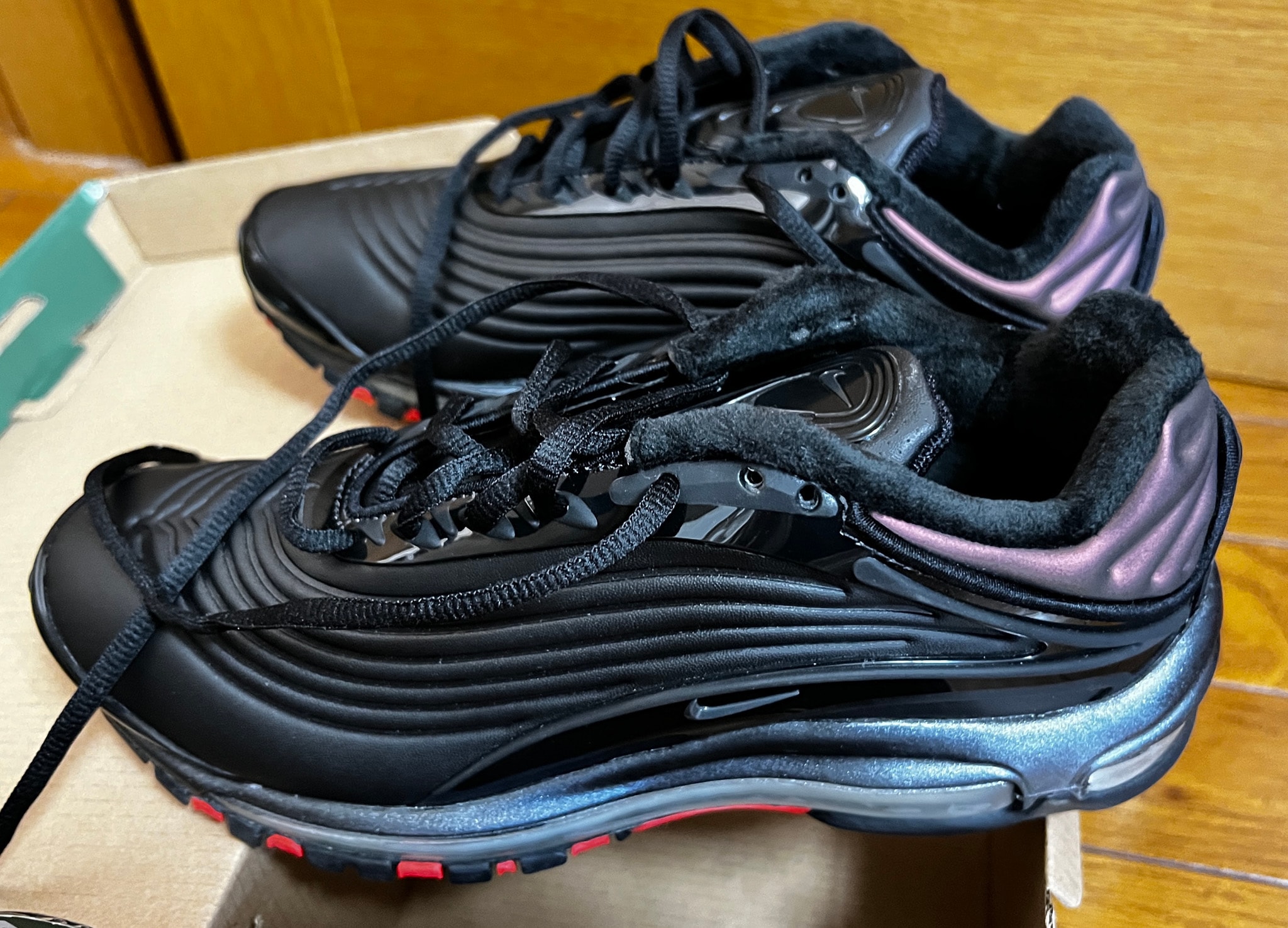 NIKE AIR MAX DELUXE "BLACK DARK GREY”