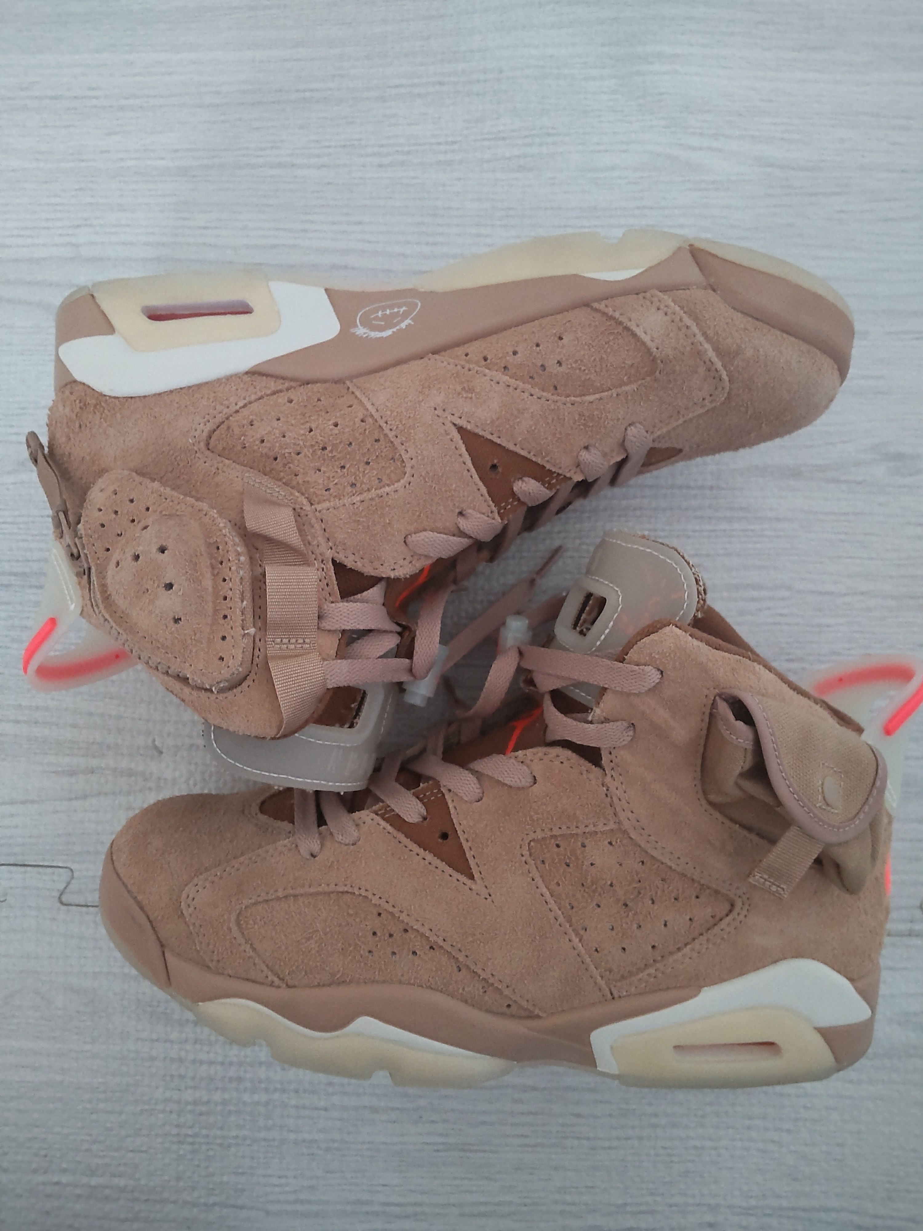 Travis Scott × Nike Air Jordan 6 "British Khaki"