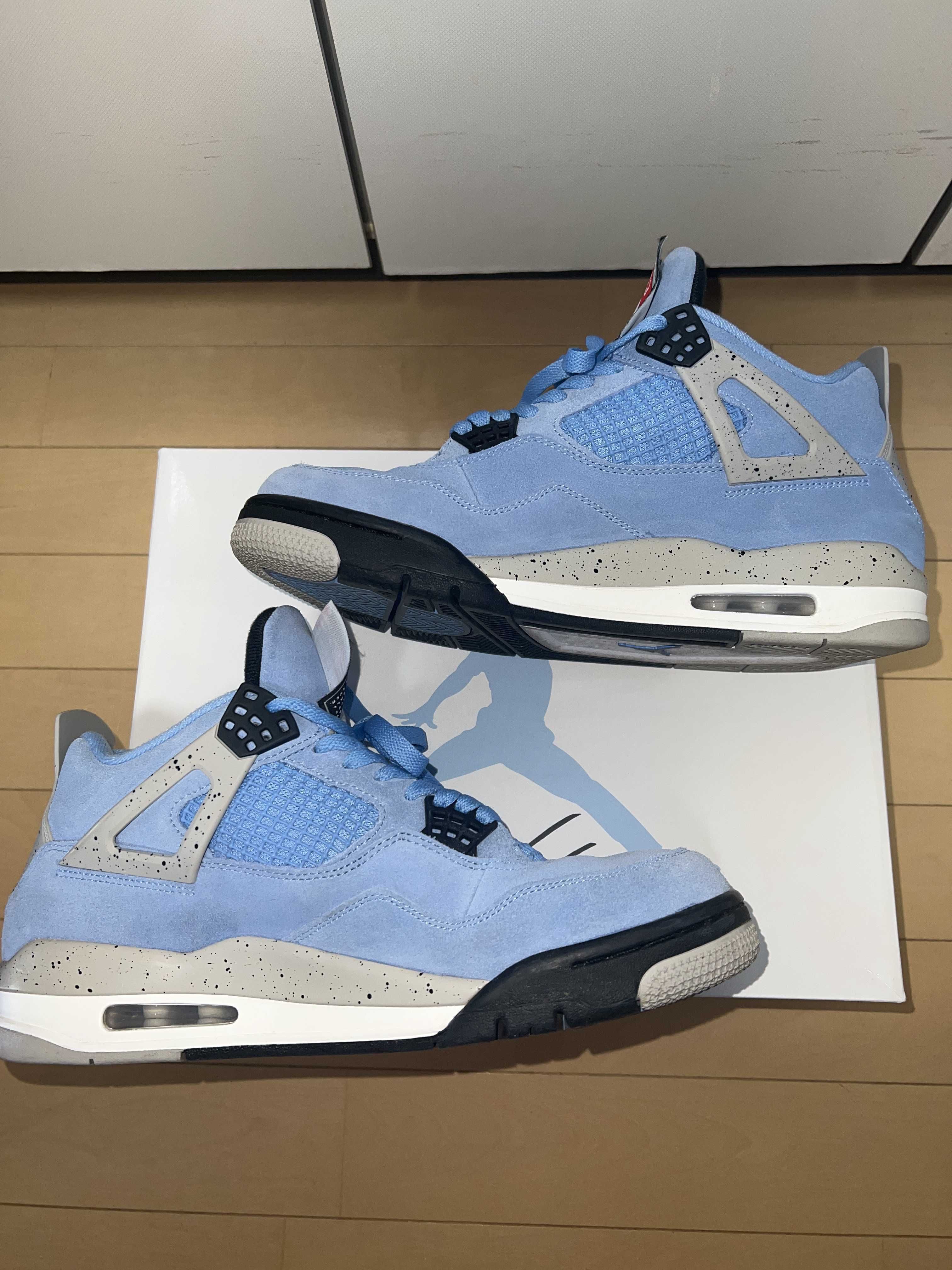Nike Air Jordan 4 "University Blue"