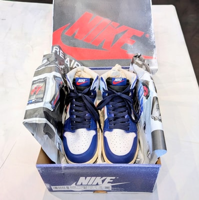 Nike Air Jordan 1 High OG Rare Air "Deep Royal Blue"