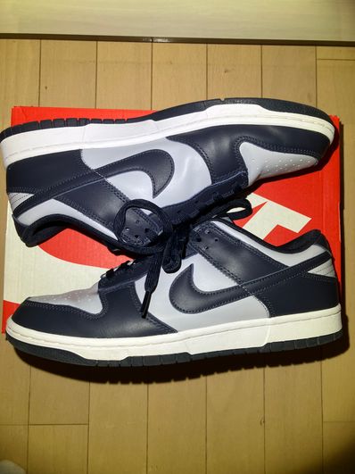 Nike Dunk Low "Championship Grey"